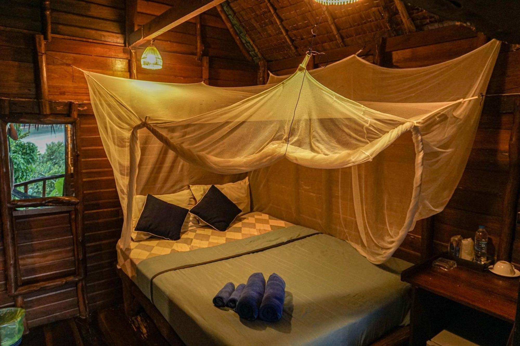 Tha Khao Bay View Bungalow เกาะยาวน้อย ภายนอก รูปภาพ